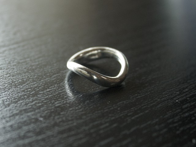 Silver wavy Ring16'